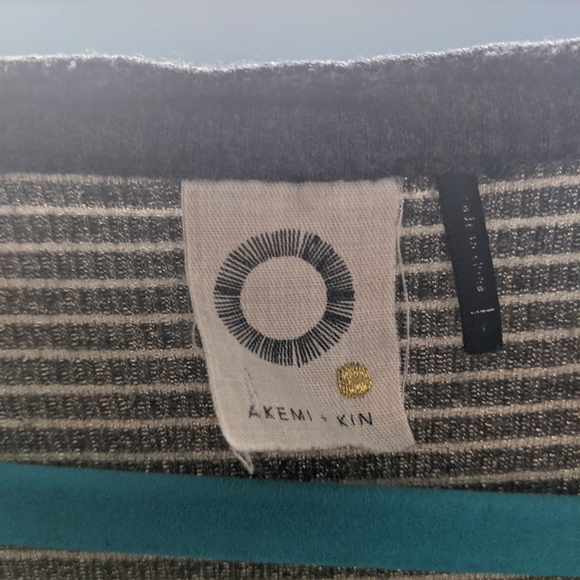 Anthropologie sparkle long sleeve top - Picture 4 of 4